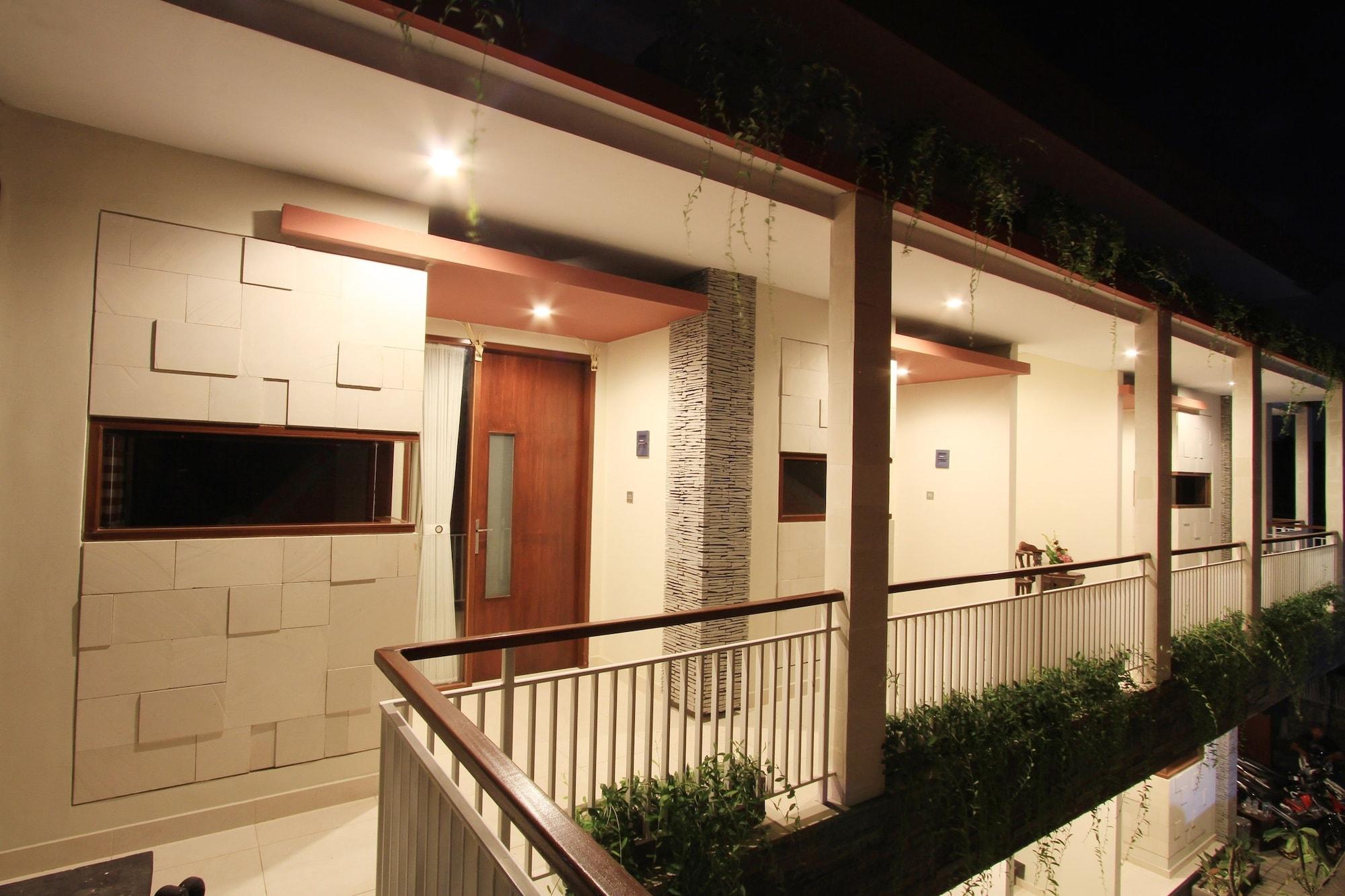 Saren Guest House Canggu Extérieur photo
